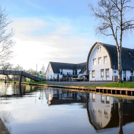 Hotel Giethoorn-3